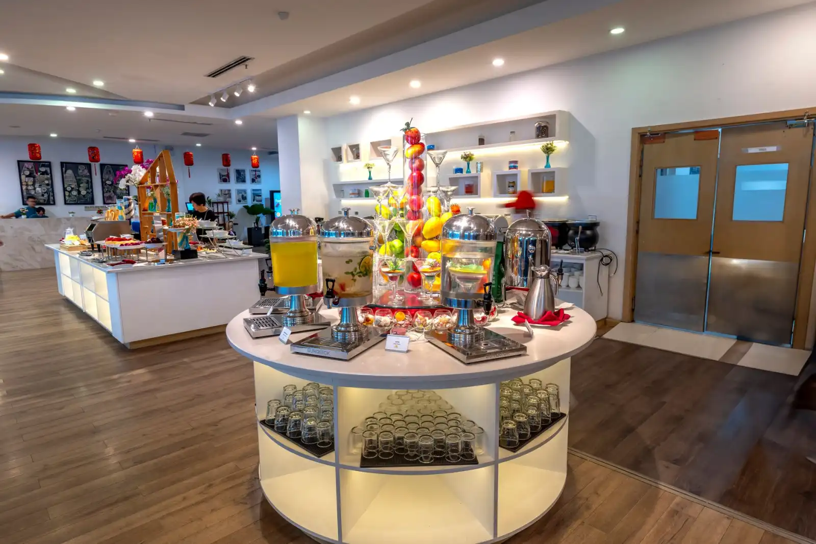 上海淼浦贸易玻璃杯与玻璃壶酒店应用场景选配指南正文配图 1